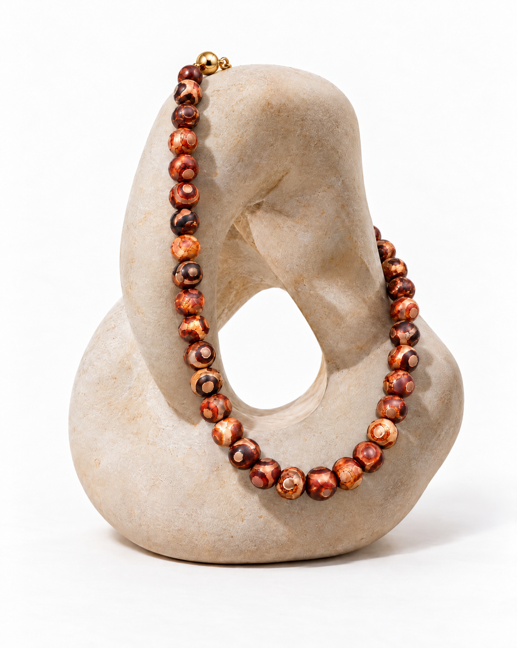 Heritage - Engraved wood pendant with painted agate necklace