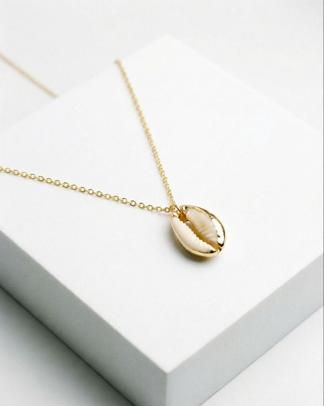 Reclaim the narrative - Cowrie Drop Earrings and Necklace Set